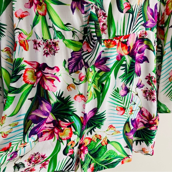 La Blanca Beach Romper - Picture 2 of 4